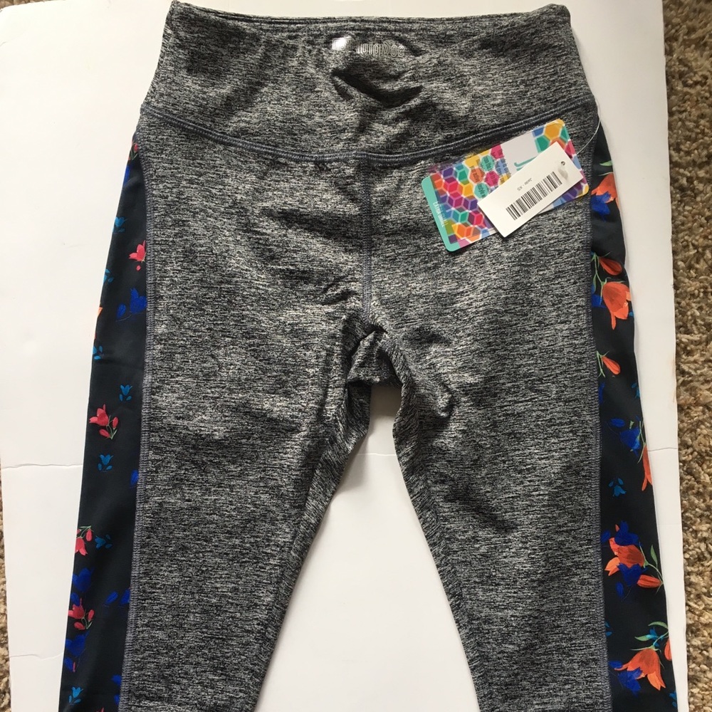Lularoe Jade NWT Capris